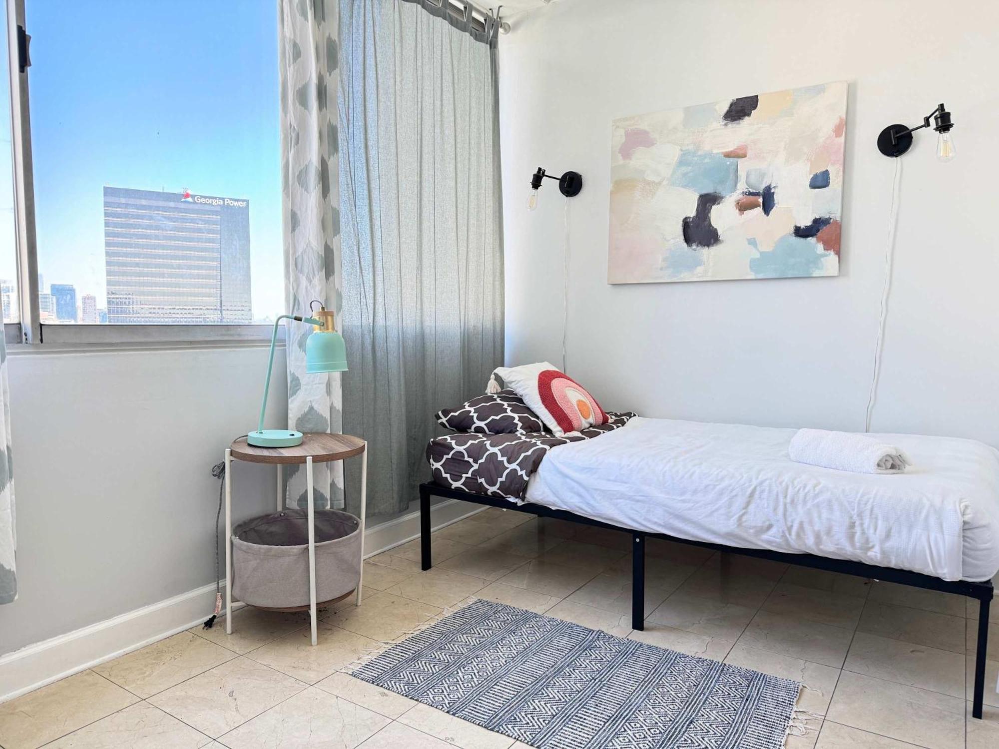 Downtown! Life! Onsite Parking Lm1701 Atlanta